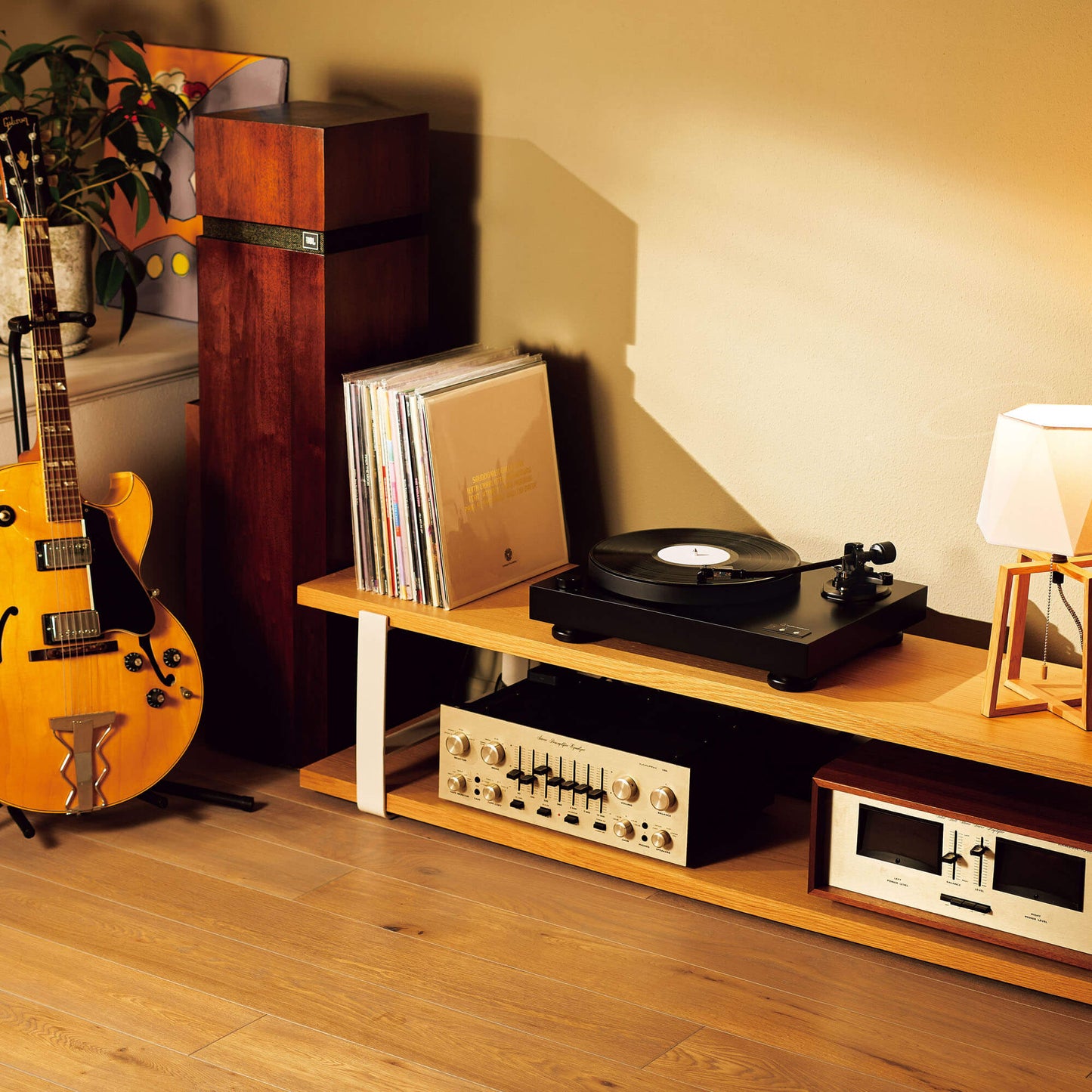 Audio Technica - AT-LP8X Semi-Automatic Direct-Drive Turntable Vinyl LP Hub