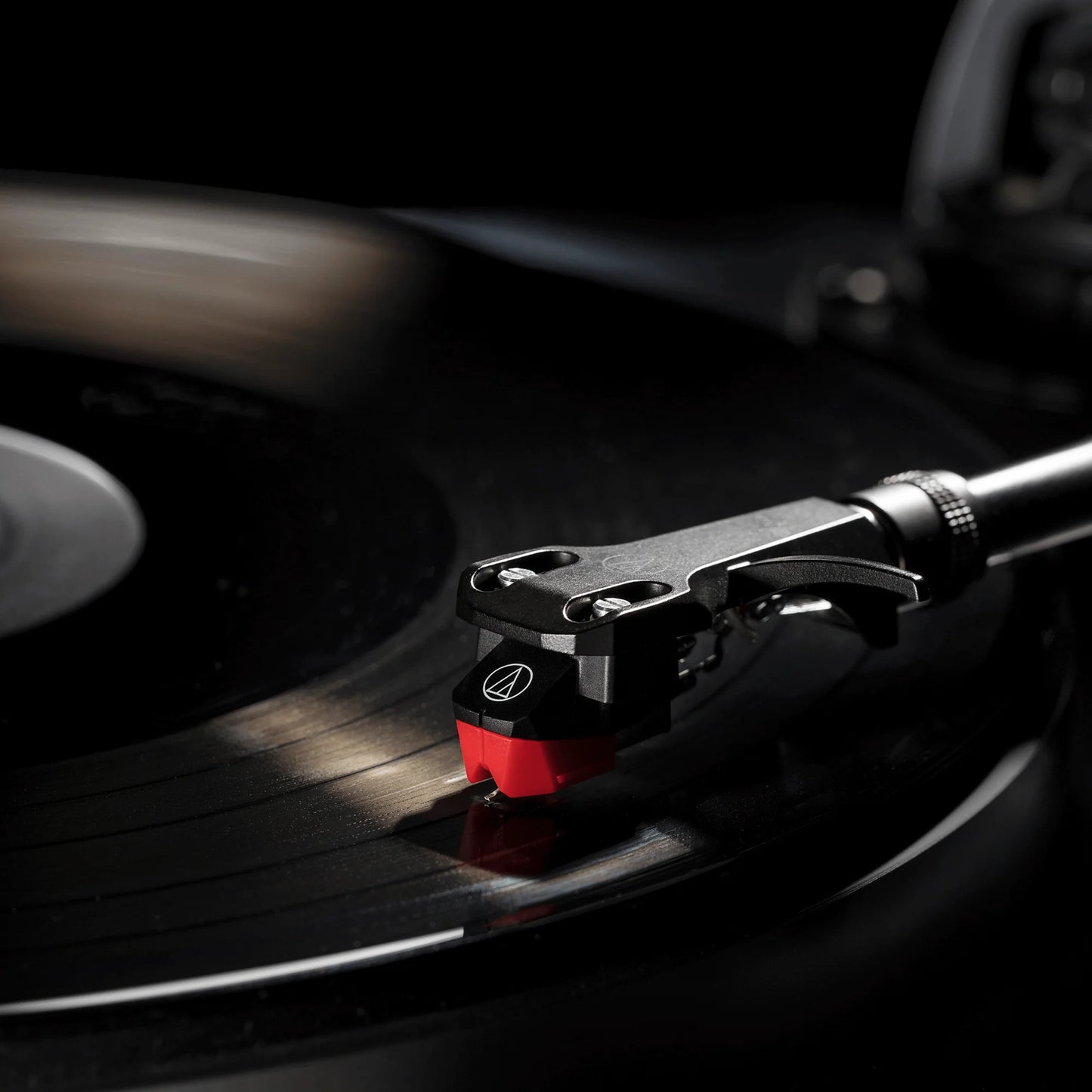 Audio-Technica - AT-VM95ML Dual Moving Magnet Cartridge Vinyl Record Hub