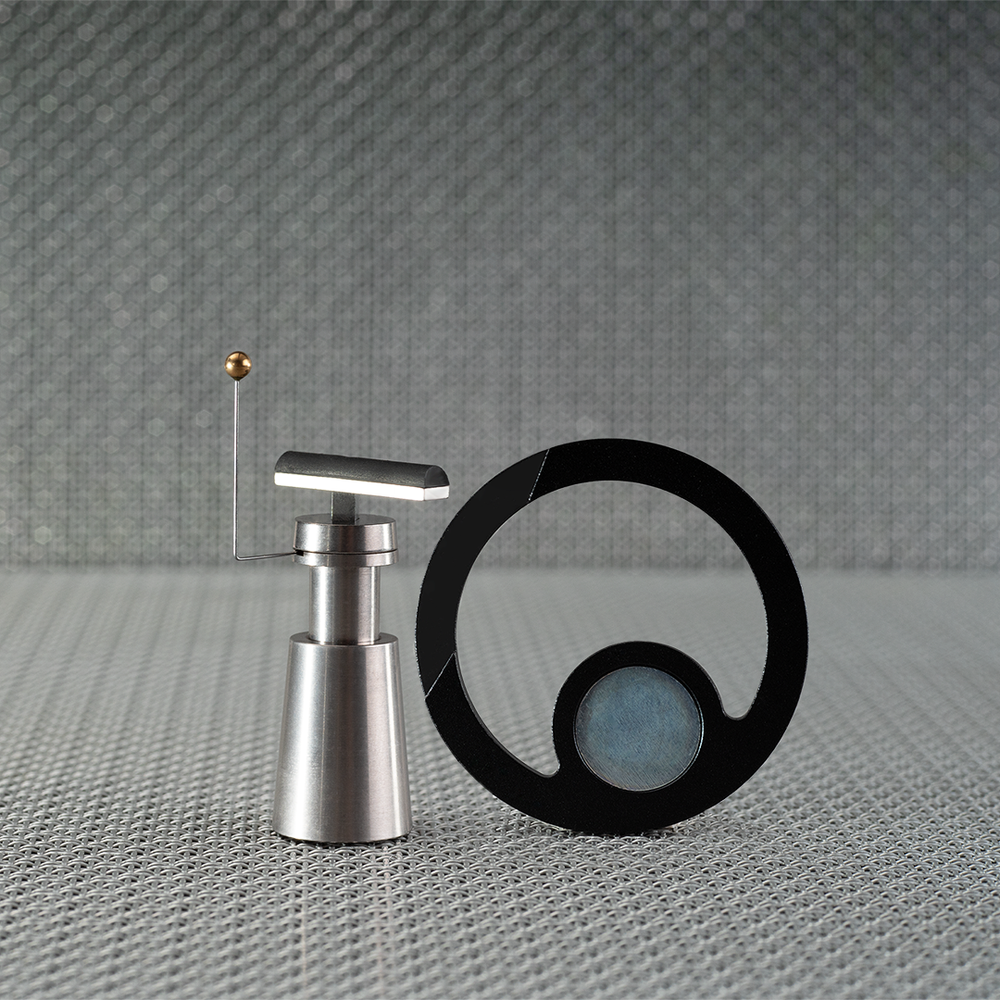 Little Fwend - Tonearm Lifter Vinyl Record Hub