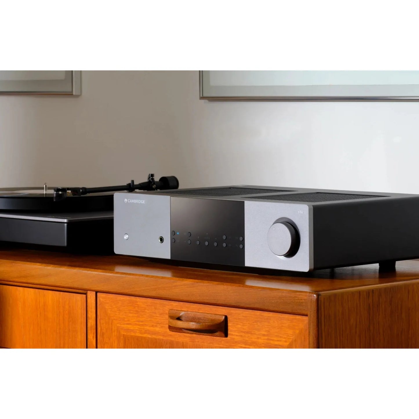 Cambridge - EXA100 Integrated Stereo Amplifier Vinyl LP Hub