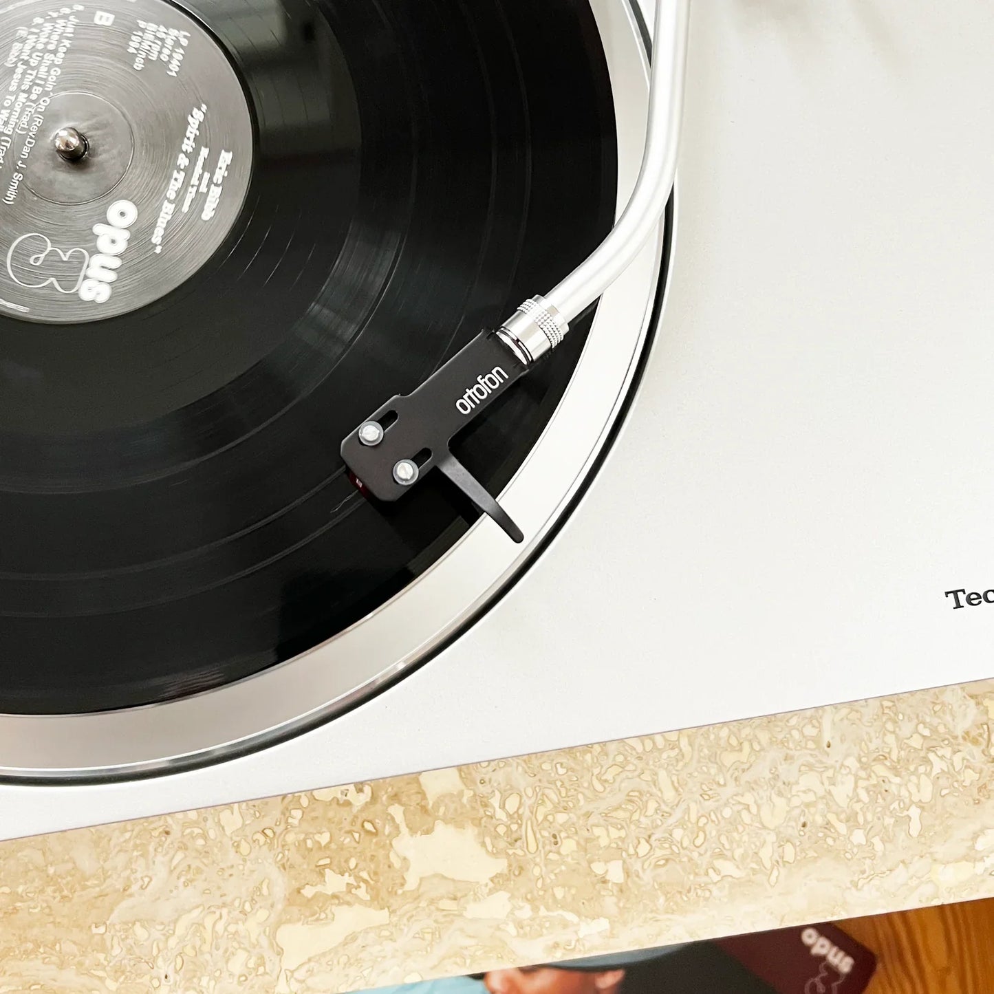 Ortofon - SH-4 Headshell Vinyl Record Hub