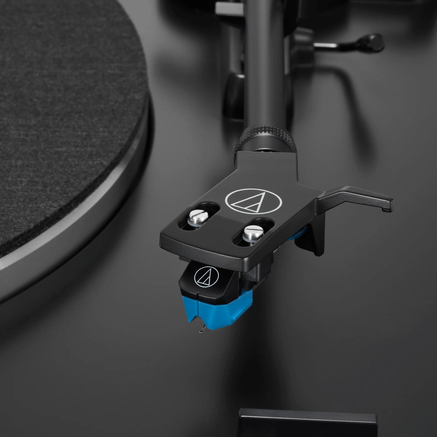 Audio Technica - AT-LP3XBT Fully Automatic Belt-Drive Turntable - Black Vinyl Record Hub