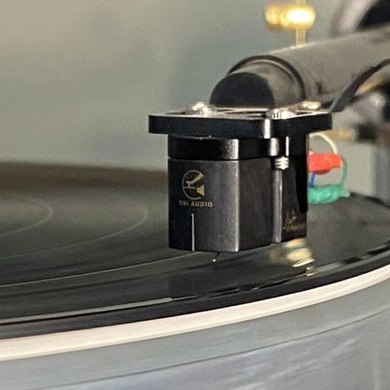 EBI Audio - Khumar MC Cartridge Vinyl Record Hub