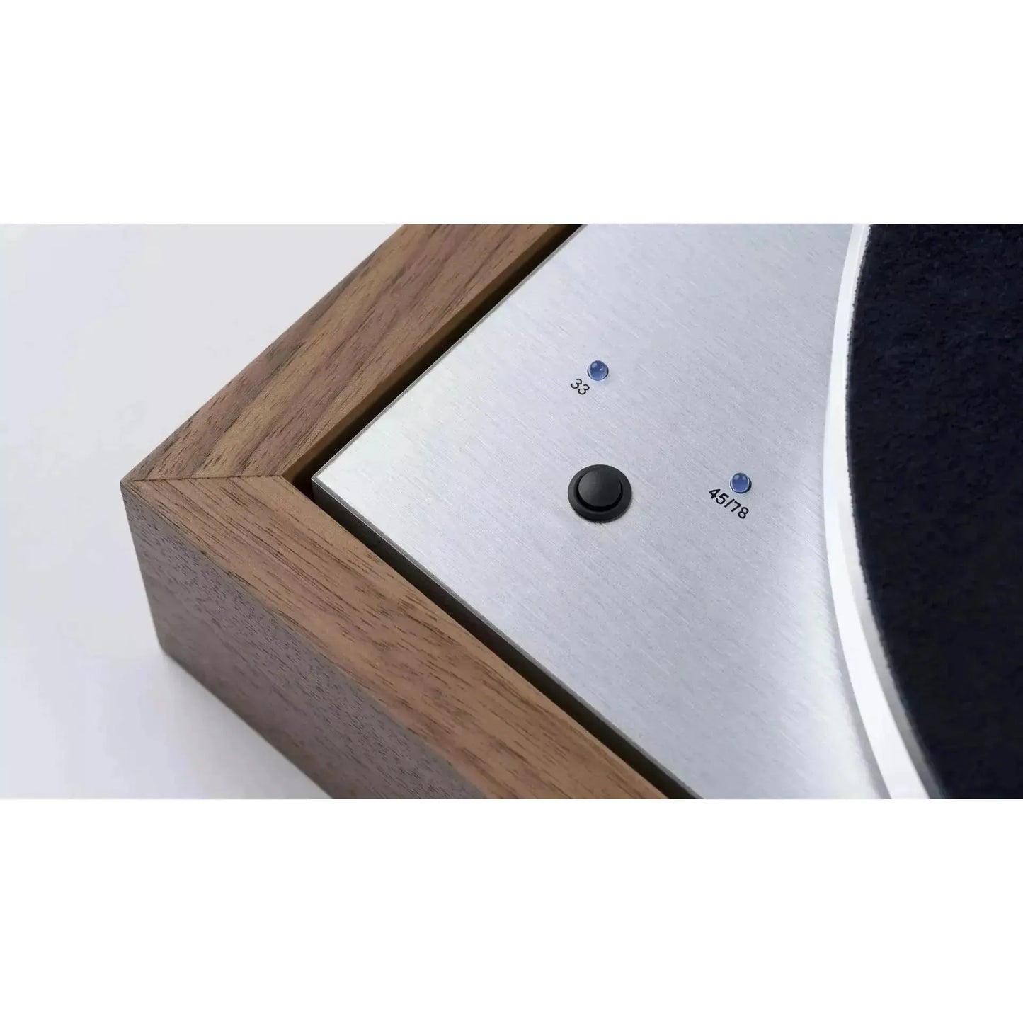 Pro-Ject - Classic Evo Turntable w/ Sumiko Moonstone - Walnut Vinyl Record Hub